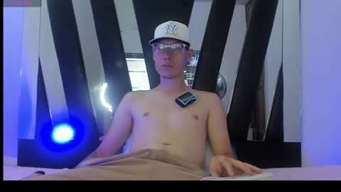 Santiago online show from 13, 4, 2026