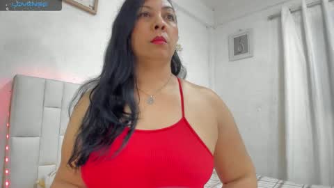 Snapshot of latinlove_sexygirls chatting on 12, 11, 2025 Vanessa online show from 12, 11, 2025