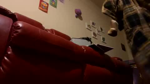 latinlover199518 online show from 9, 3, 2025