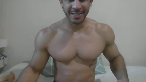 latino_rodri online show from 30, 4, 2026