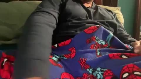 latinoboybear online show from 11, 11, 2025