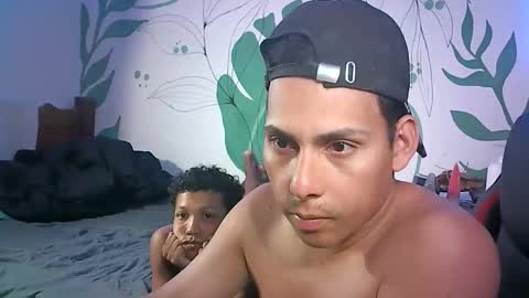 latinos2411 online show from 5, 6, 2026