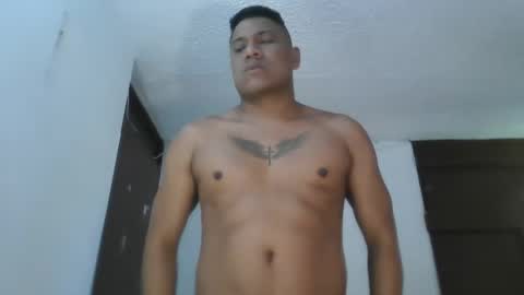 Snapshot of latinrayf chatting on 11, 11, 2025 latinrayf online show from 11, 11, 2025