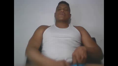 Snapshot of latinrayf chatting on 13, 11, 2025 latinrayf online show from 13, 11, 2025