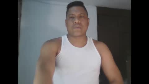 Snapshot of latinrayf chatting on 17, 11, 2025 latinrayf online show from 17, 11, 2025