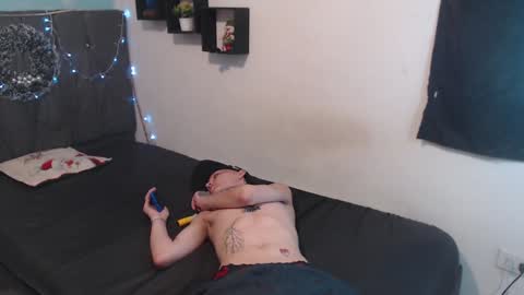 Snapshot of latins_boys_20 chatting on 21, 12, 2024 NICK online show from 21, 12, 2024