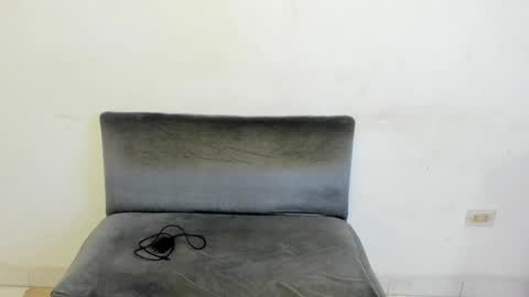 Snapshot of latins_boys_20 chatting on 20, 1, 2025 NICK online show from 20, 1, 2025