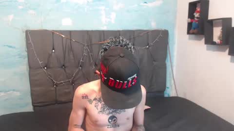 Snapshot of latins_boys_20 chatting on 29, 1, 2025 NICK online show from 29, 1, 2025