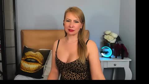 Latoya online show from 22, 2, 2025