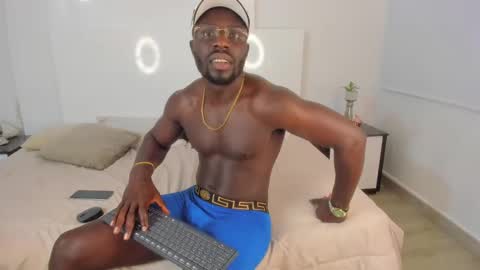 LEANDRO online show from 29, 12, 2024