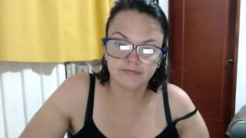 Snapshot of lau16310 chatting on 21, 7, 2026 Laura online show from 21, 7, 2026