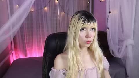 laukyubey1 online show from 3, 12, 2025