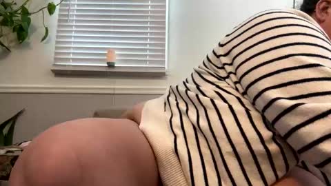 Snapshot of laulauma chatting on 10, 1, 2025 LauLauMa online show from 10, 1, 2025