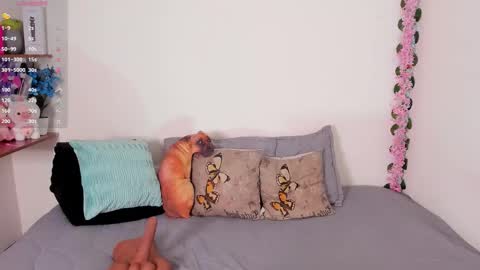 Snapshot of laura1__ chatting on 17, 11, 2025 laura1__ online show from 17, 11, 2025