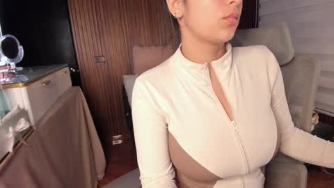 laura cruz online show from 17, 3, 2026