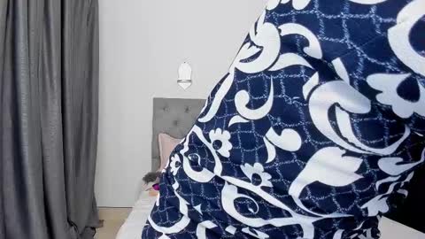   online show from 8, 9, 2025