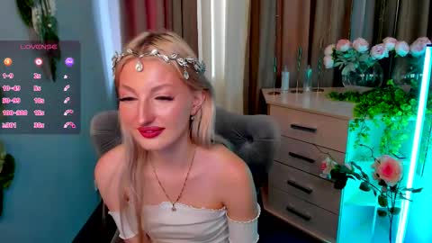 Laura online show from 6, 10, 2025