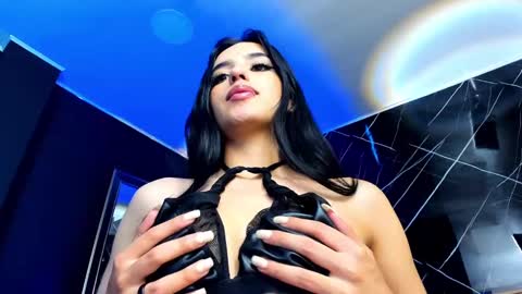 Snapshot of laura_hentai chatting on 3, 12, 2024 Laura online show from 3, 12, 2024