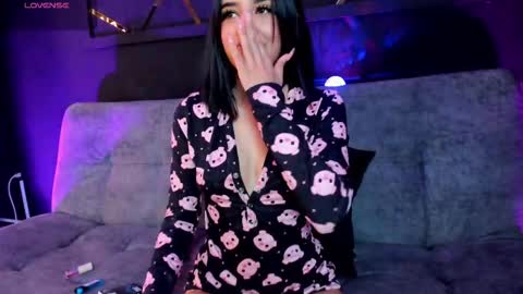 Snapshot of laura_hentai chatting on 7, 3, 2025 Laura online show from 7, 3, 2025