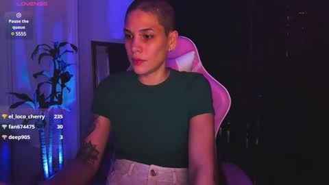 Laura Rose online show from 22, 12, 2024
