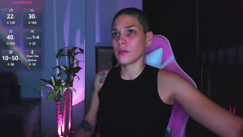 Laura Rose online show from 26, 12, 2024
