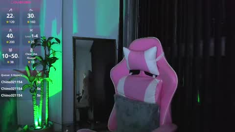 Laura Rose online show from 27, 12, 2024