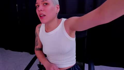 Laura Rose online show from 13, 9, 2025