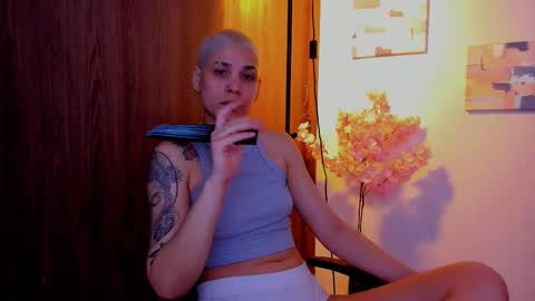 Laura Rose online show from 18, 3, 2026