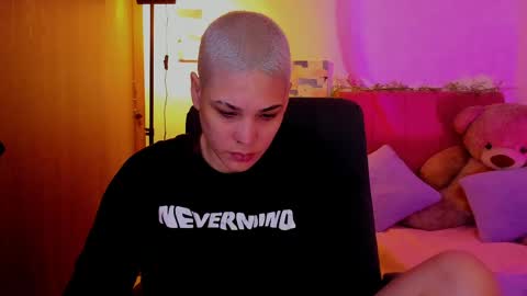 Laura Rose online show from 28, 3, 2026