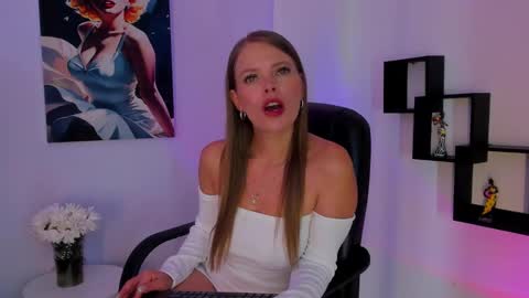 Laura Blue online show from 27, 2, 2025