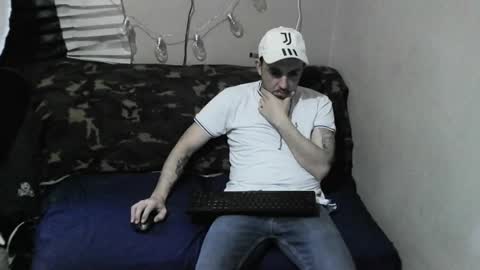 lauradecuada2 online show from 3, 5, 2026