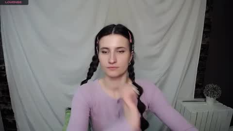 Snapshot of lauradre_ chatting on 20, 2, 2025 Laura online show from 20, 2, 2025