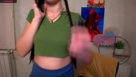 Snapshot of lauradre_ chatting on 14, 11, 2025 Laura online show from 14, 11, 2025