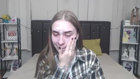 LauraHlot online show from 13, 10, 2025