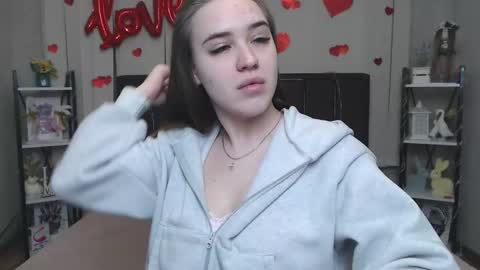 LauraHlot online show from 28, 2, 2026