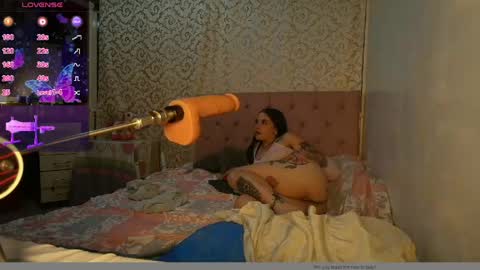 Snapshot of lauraimontoya5 chatting on 28, 5, 2026 brillante online show from 28, 5, 2026