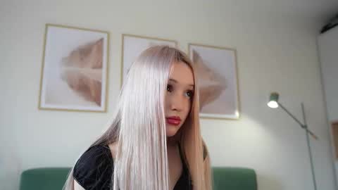 Snapshot of lauramusk chatting on 18, 9, 2025 Laura online show from 18, 9, 2025