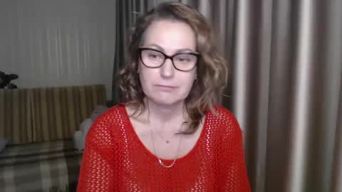 Lauraoven1 online show from 20, 1, 2025