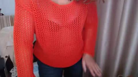 Lauraoven1 online show from 7, 10, 2025