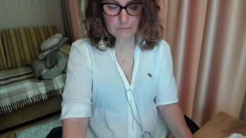 Lauraoven1 online show from 22, 5, 2026