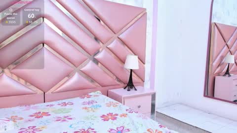 lauraroot online show from 6, 2, 2026