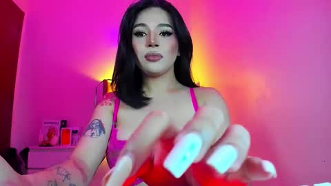 Snapshot of laurasinclair chatting on 11, 2, 2026 Your sweet Laura online show from 11, 2, 2026