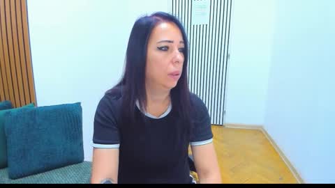 Laura online show from 28, 9, 2025