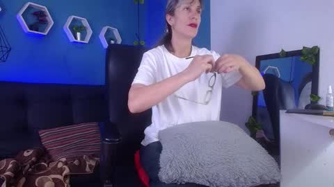 Laura Sofia online show from 28, 2, 2026