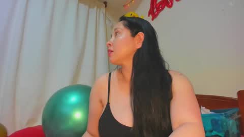 Snapshot of laureen777 chatting on 13, 1, 2025 laureen777 online show from 13, 1, 2025