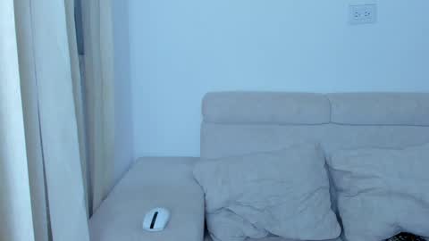 Snapshot of laureent__ chatting on 9, 2, 2025 Laureent online show from 9, 2, 2025