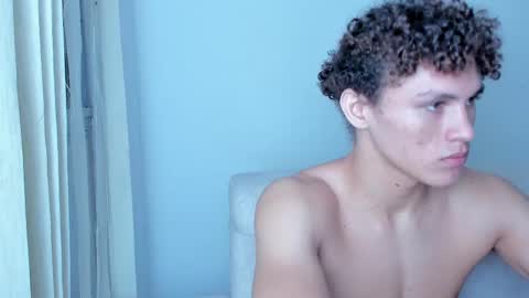 Snapshot of laureent__ chatting on 10, 2, 2025 Laureent online show from 10, 2, 2025