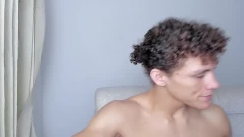 Snapshot of laureent__ chatting on 12, 2, 2025 Laureent online show from 12, 2, 2025