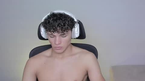 Snapshot of laureent__ chatting on 14, 10, 2025 Laureent online show from 14, 10, 2025