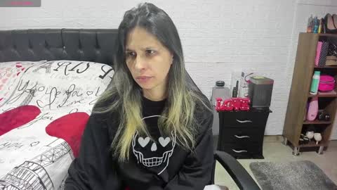 Lauren Independent model online show from 3, 1, 2025